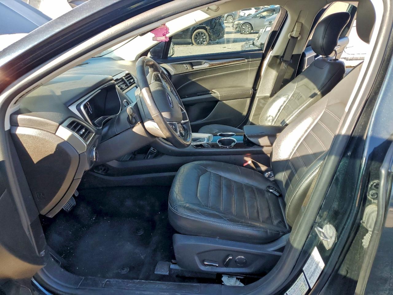 2014 FORD FUSION SE photo 7