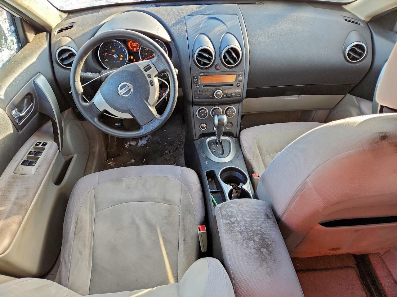 2010 NISSAN ROGUE S photo 8