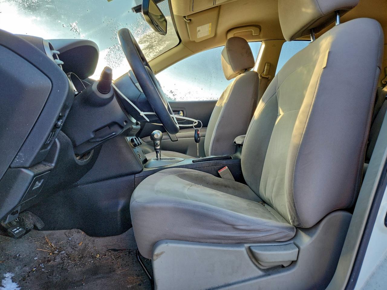 2010 NISSAN ROGUE S photo 7