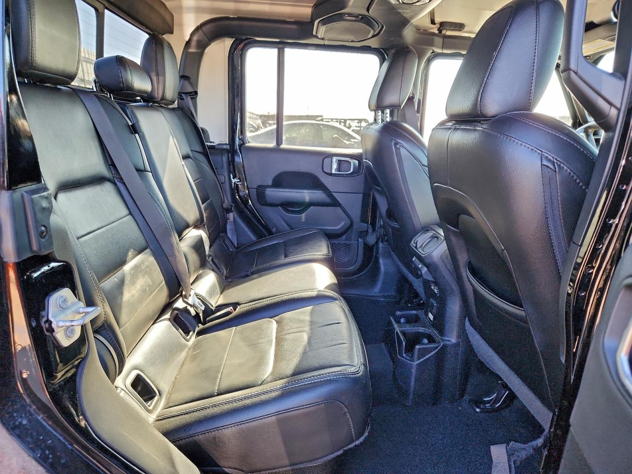 2021 JEEP GLADIATOR OVERLAND photo 10