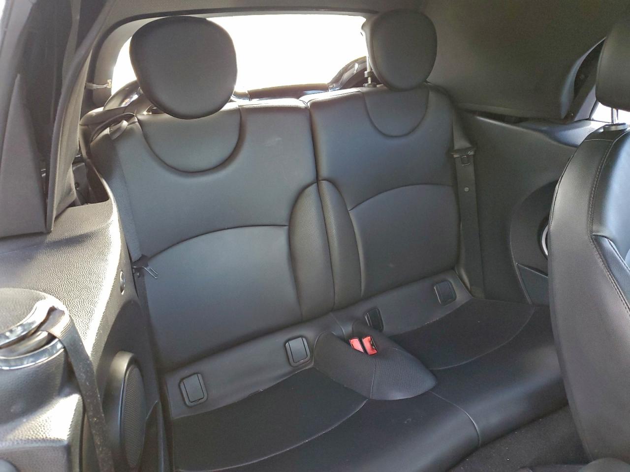 2012 MINI COOPER S photo 10