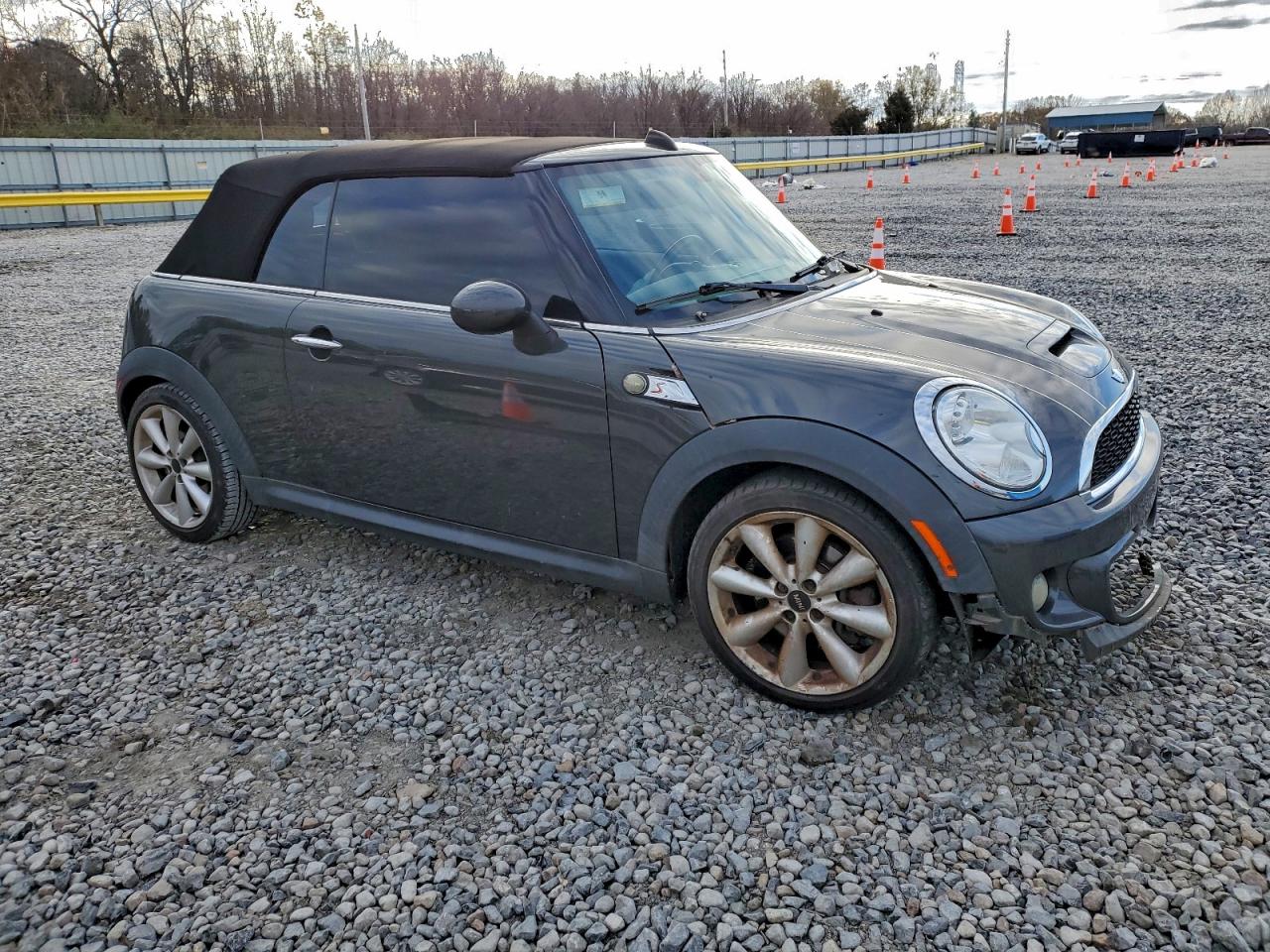 2012 MINI COOPER S photo 4