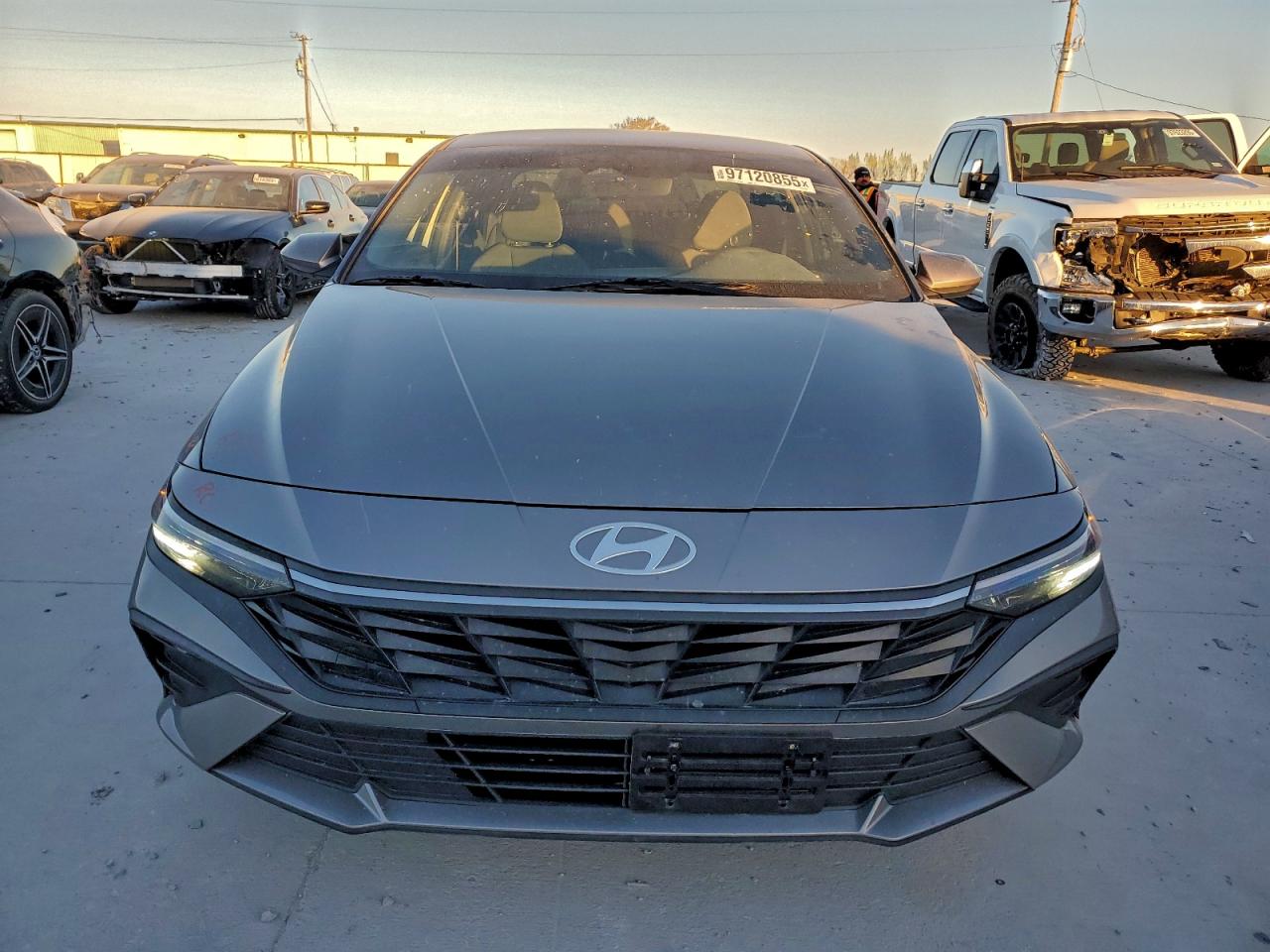 2024 HYUNDAI ELANTRA SEL photo 5