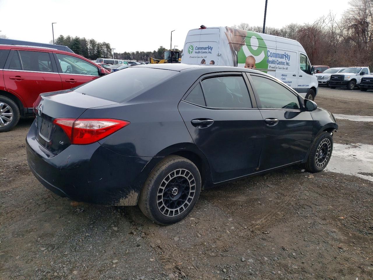 2018 TOYOTA COROLLA L photo 3