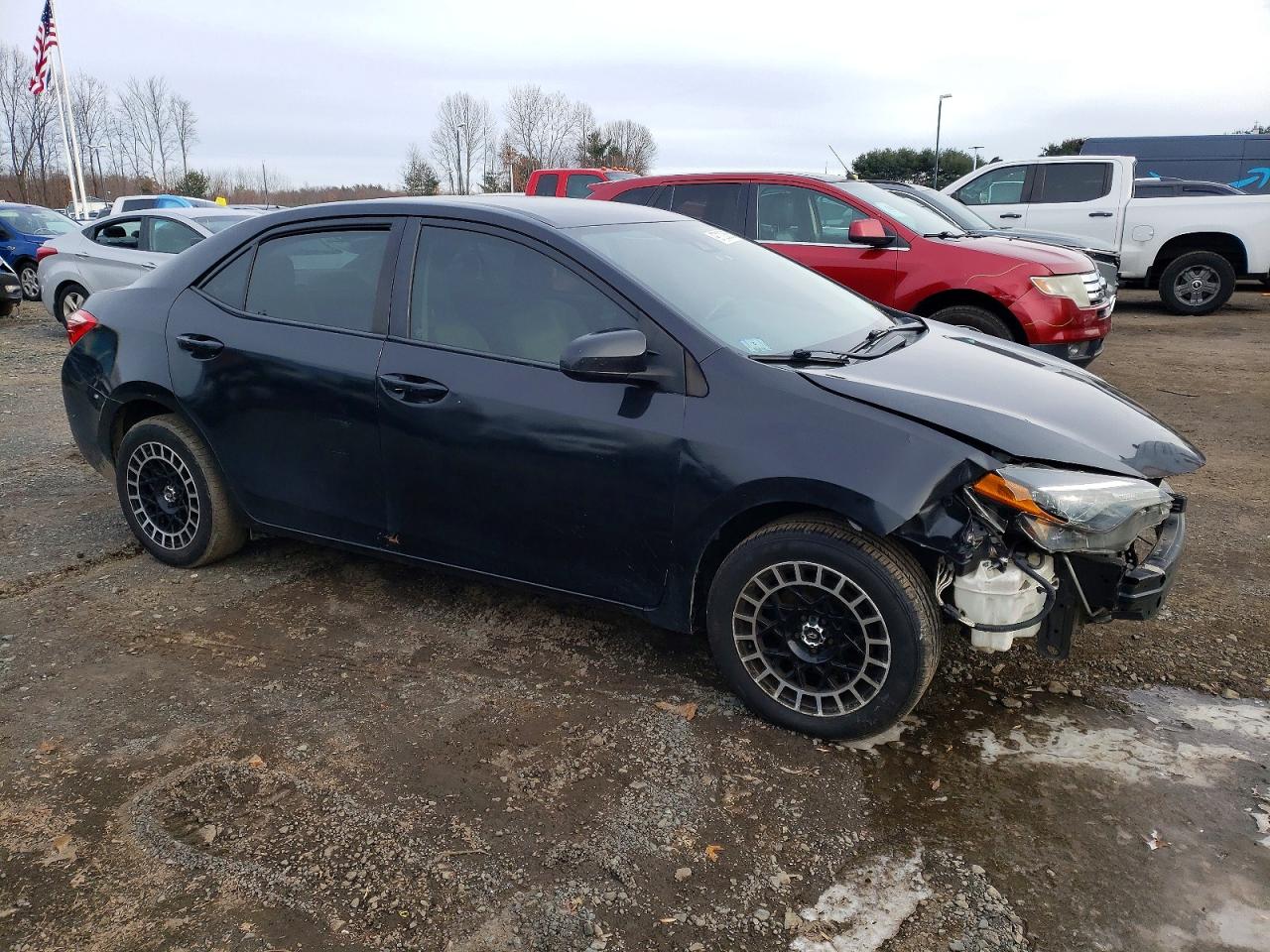 2018 TOYOTA COROLLA L photo 4