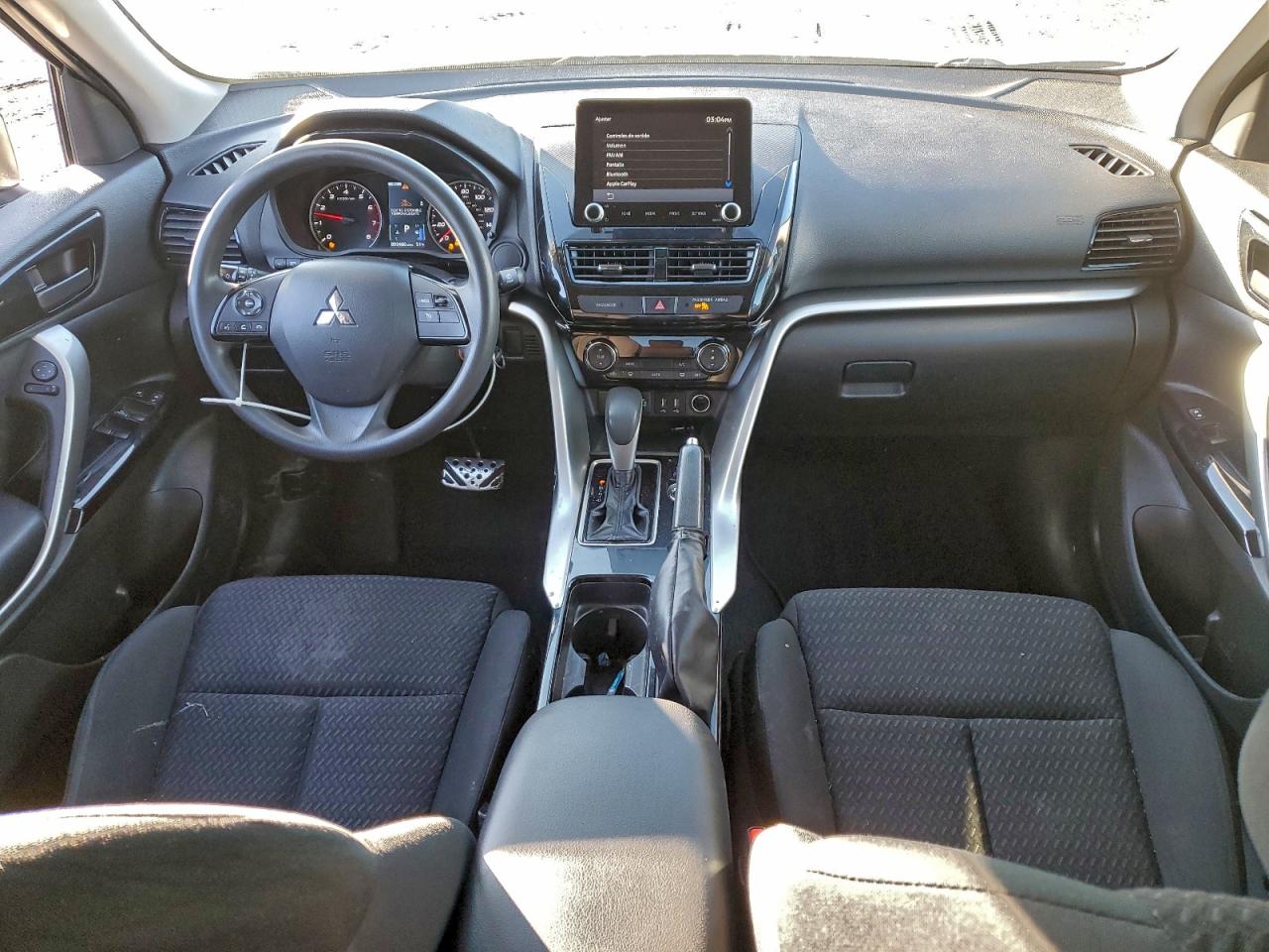 2023 MITSUBISHI ECLIPSE CROSS LE photo 22