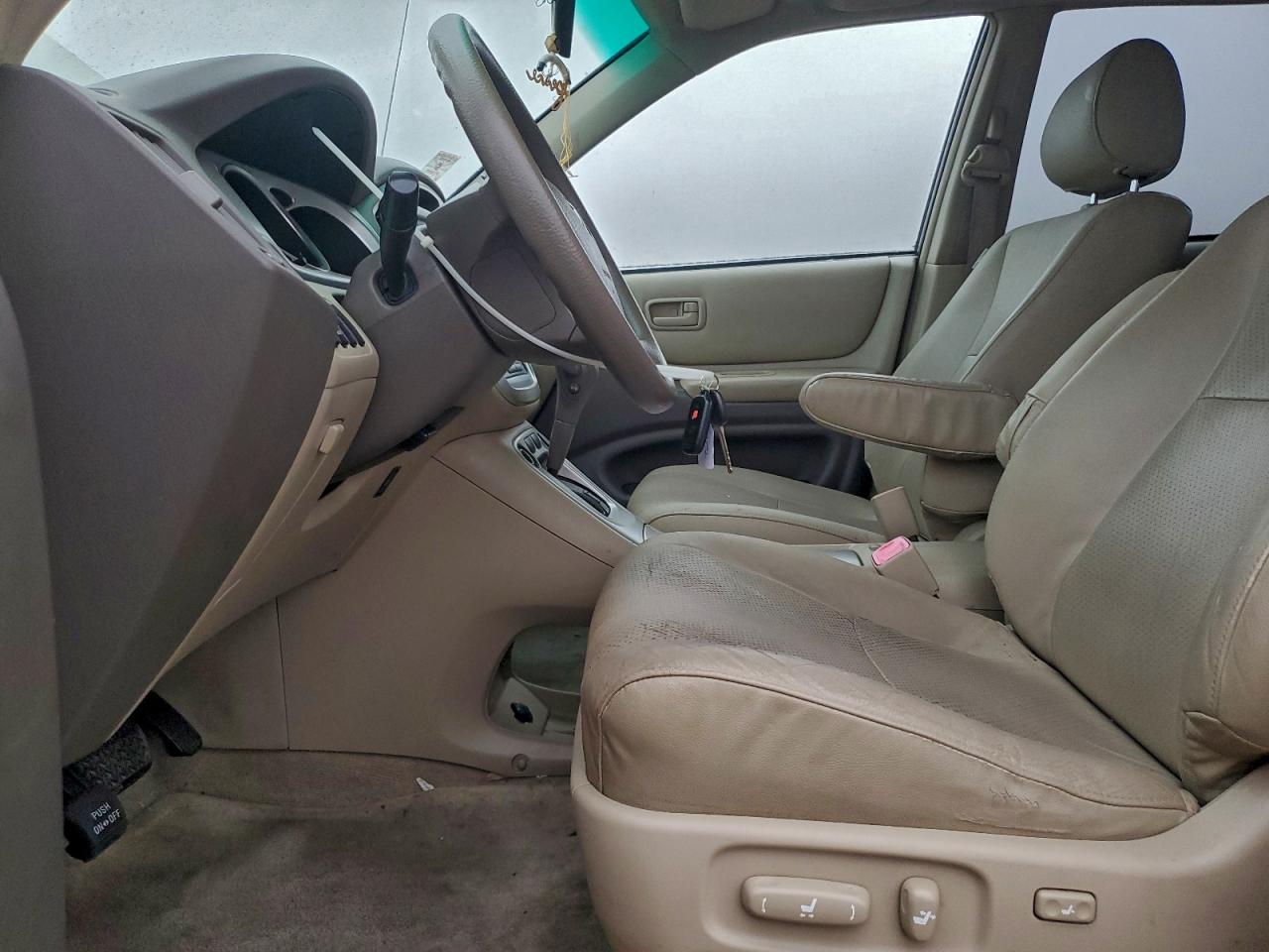 2007 TOYOTA HIGHLANDER photo 13