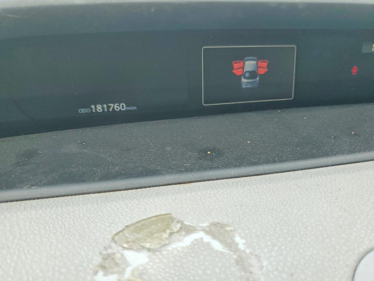 2016 TOYOTA PRIUS photo 9