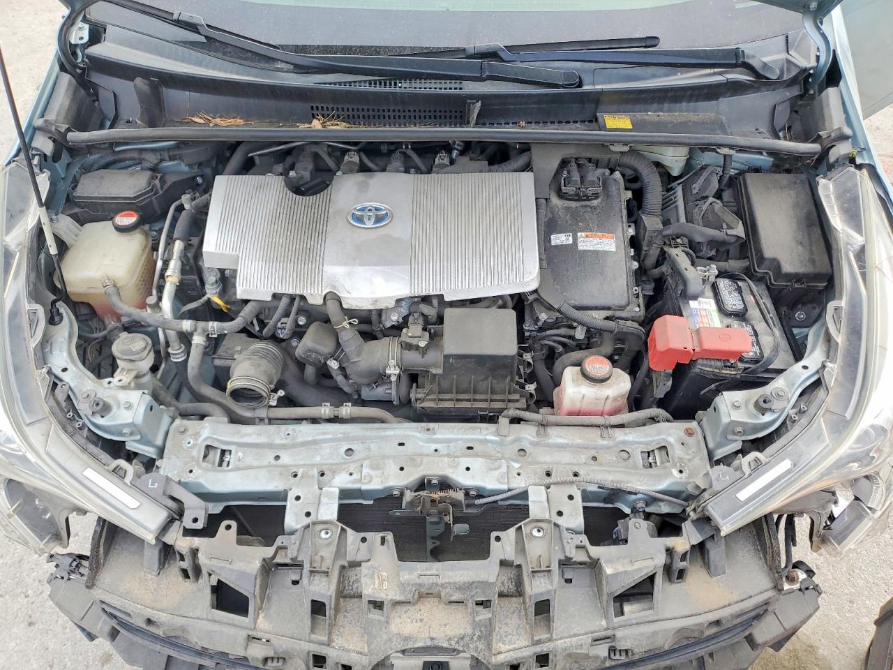 2016 TOYOTA PRIUS photo 11