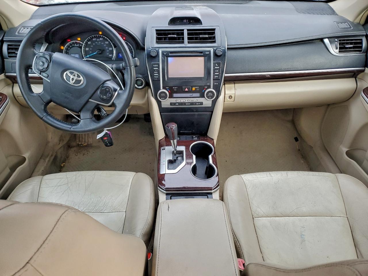 2012 TOYOTA CAMRY BASE photo 8