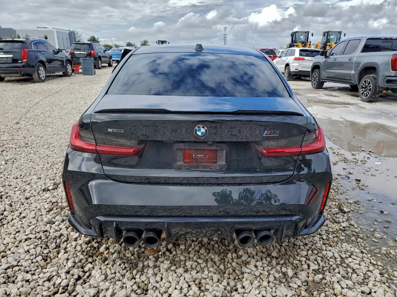 2025 BMW M3 COMPETITION photo 16