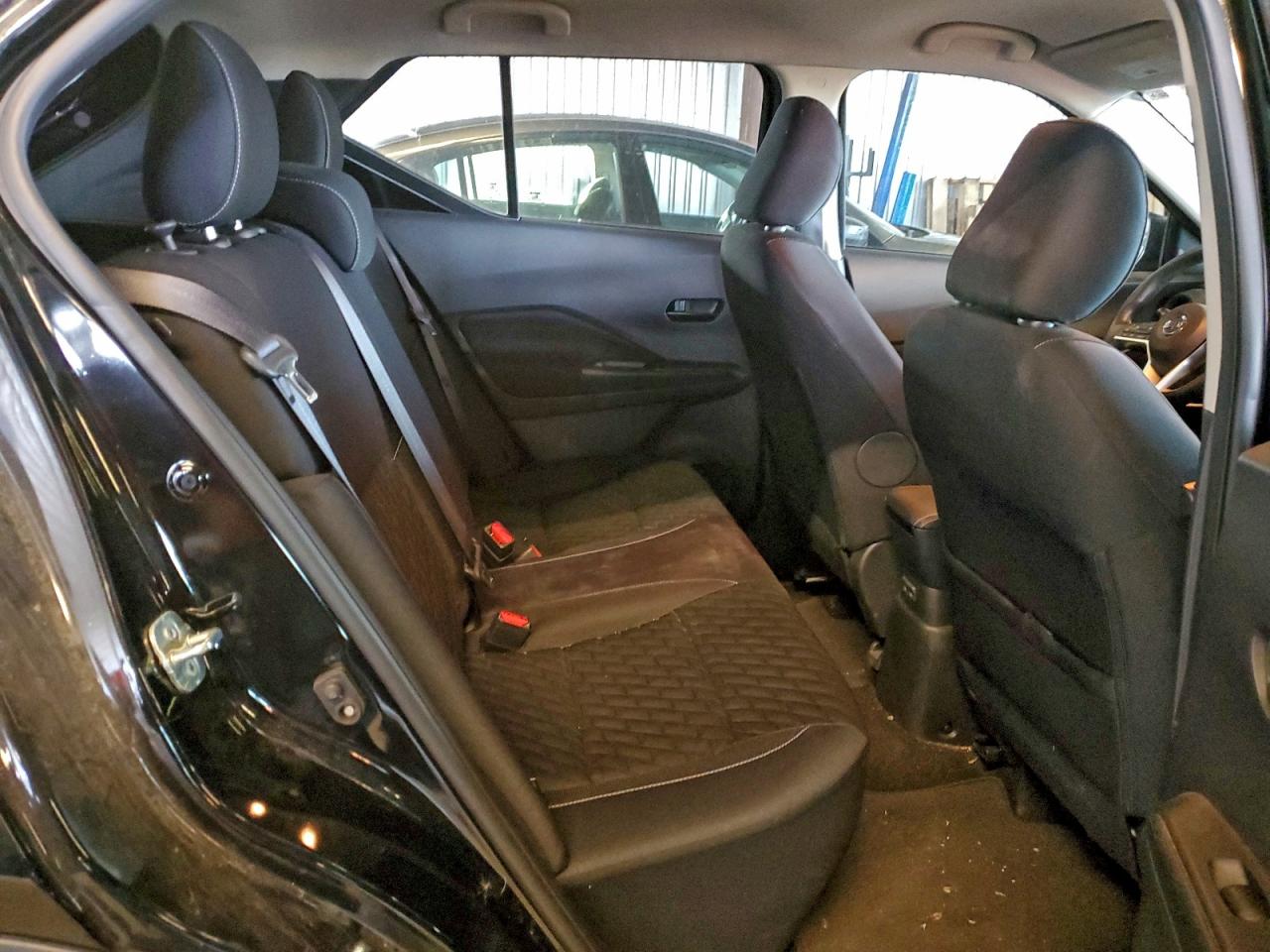 2021 NISSAN KICKS S photo 19