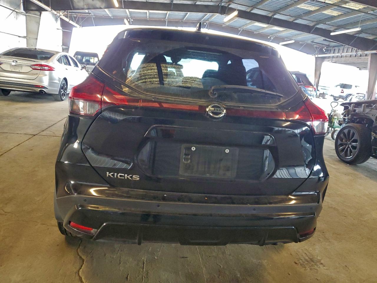 2021 NISSAN KICKS S photo 11