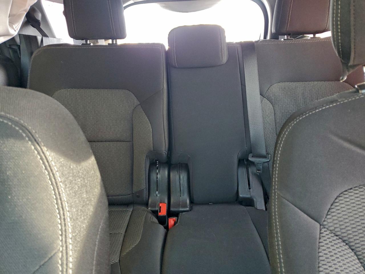2017 FORD EXPLORER XLT photo 10
