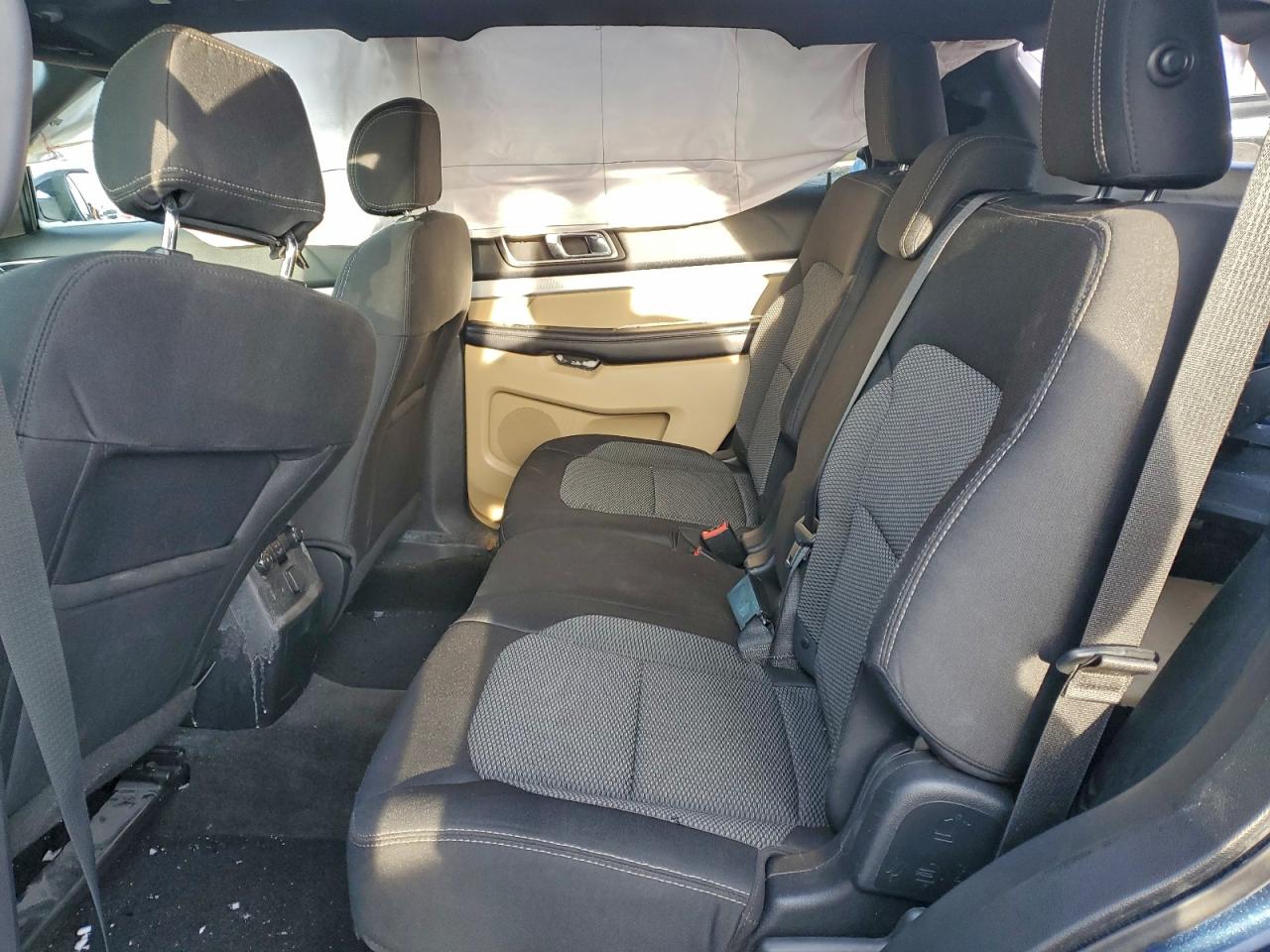 2017 FORD EXPLORER XLT photo 11