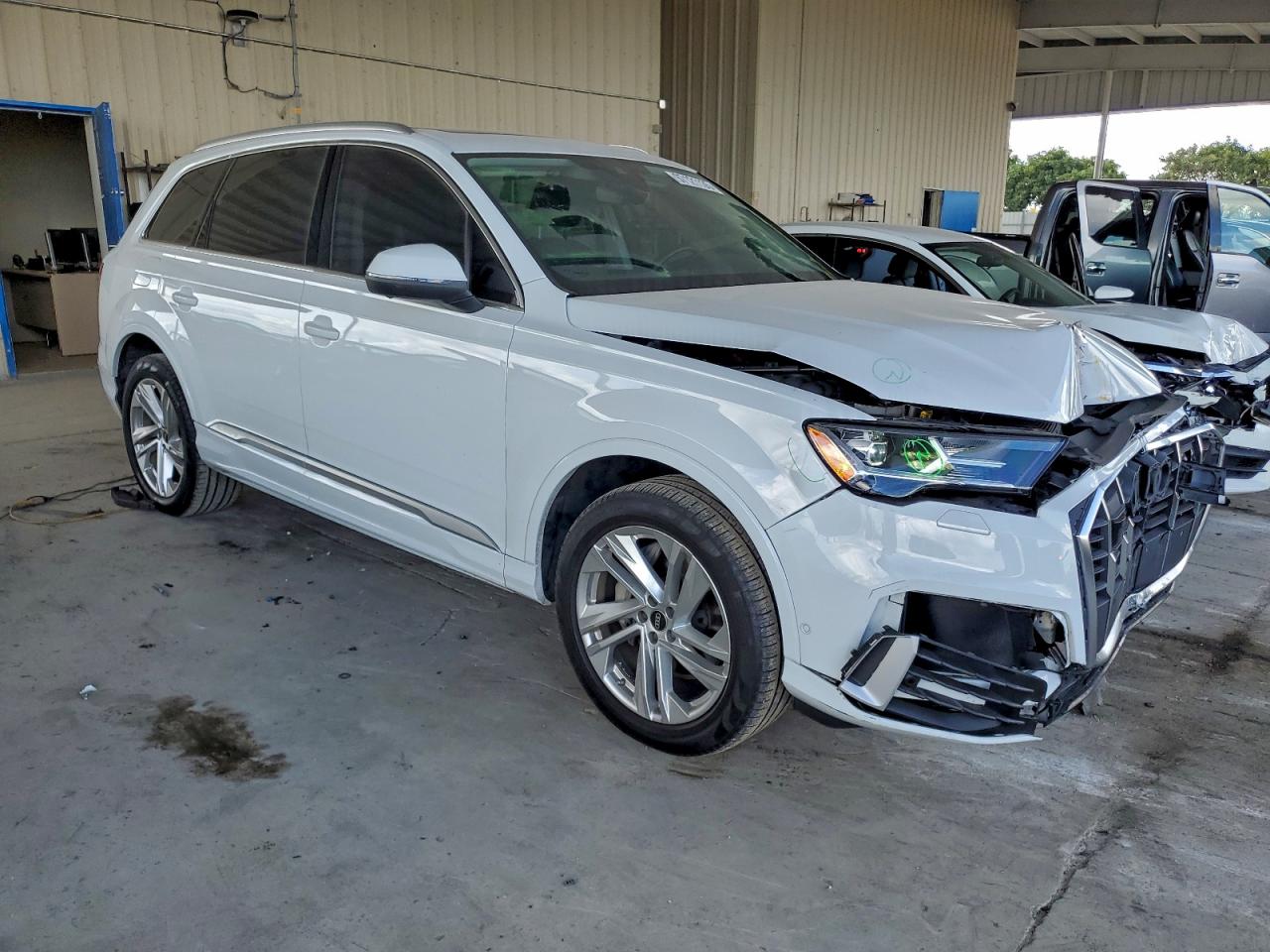 2023 AUDI Q7 PREMIUM PLUS photo 4