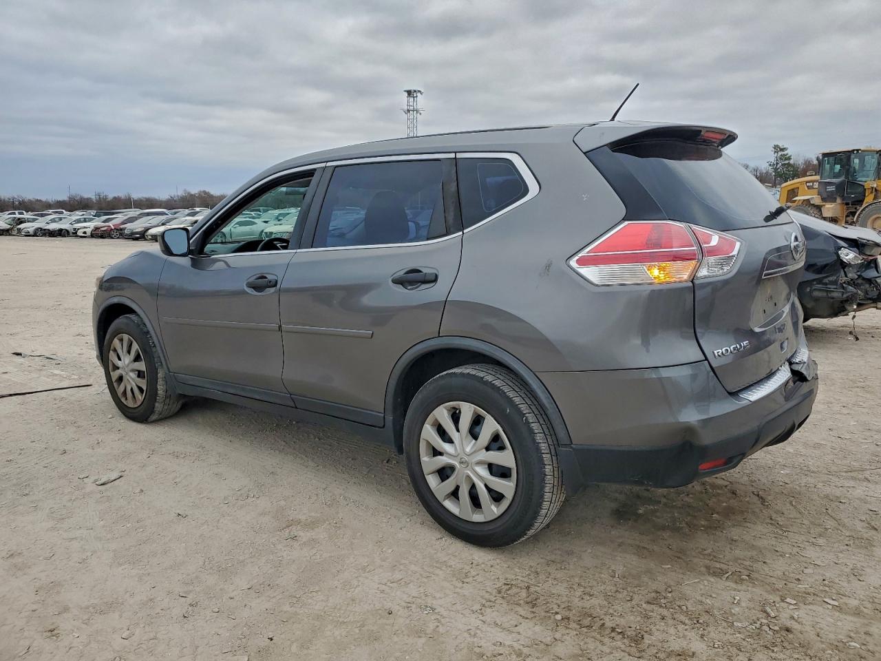 2016 NISSAN ROGUE S photo 3