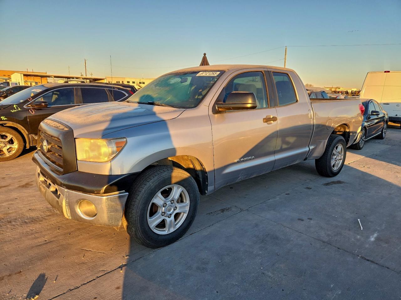 2008 TOYOTA TUNDRA