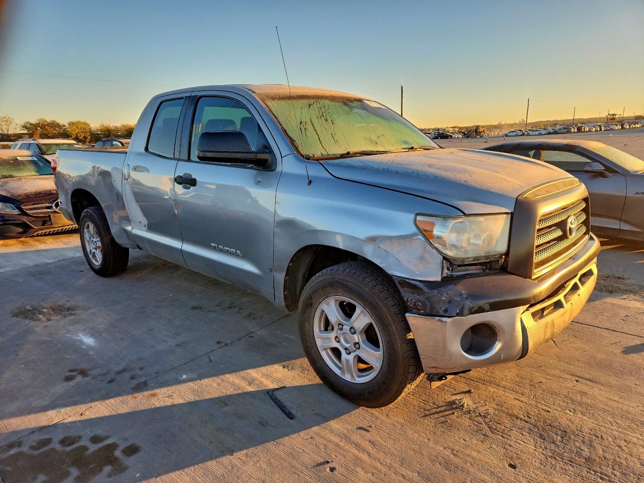 2008 TOYOTA TUNDRA photo 4