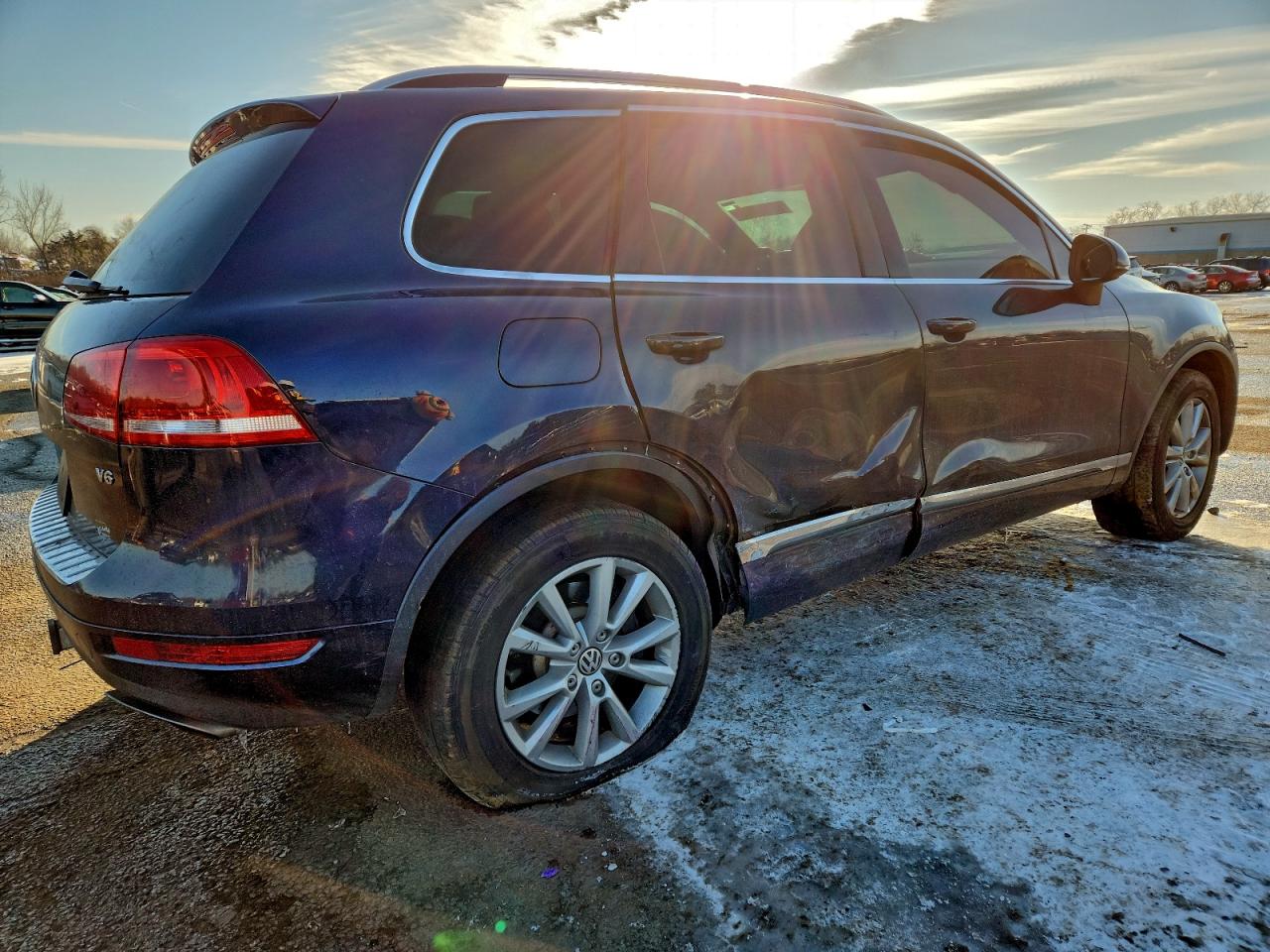 2014 VOLKSWAGEN TOUAREG V6 photo 3