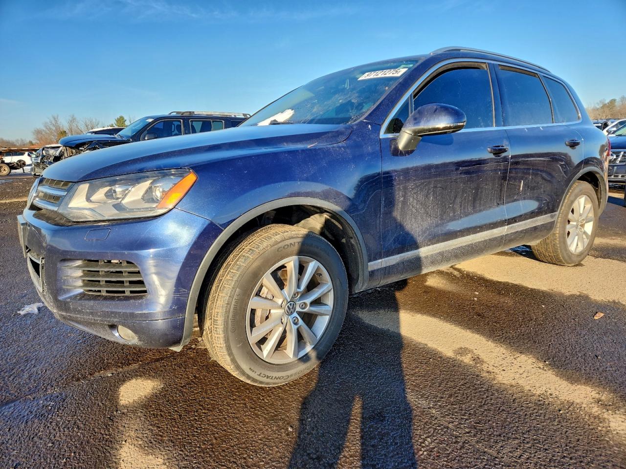 2014 VOLKSWAGEN TOUAREG