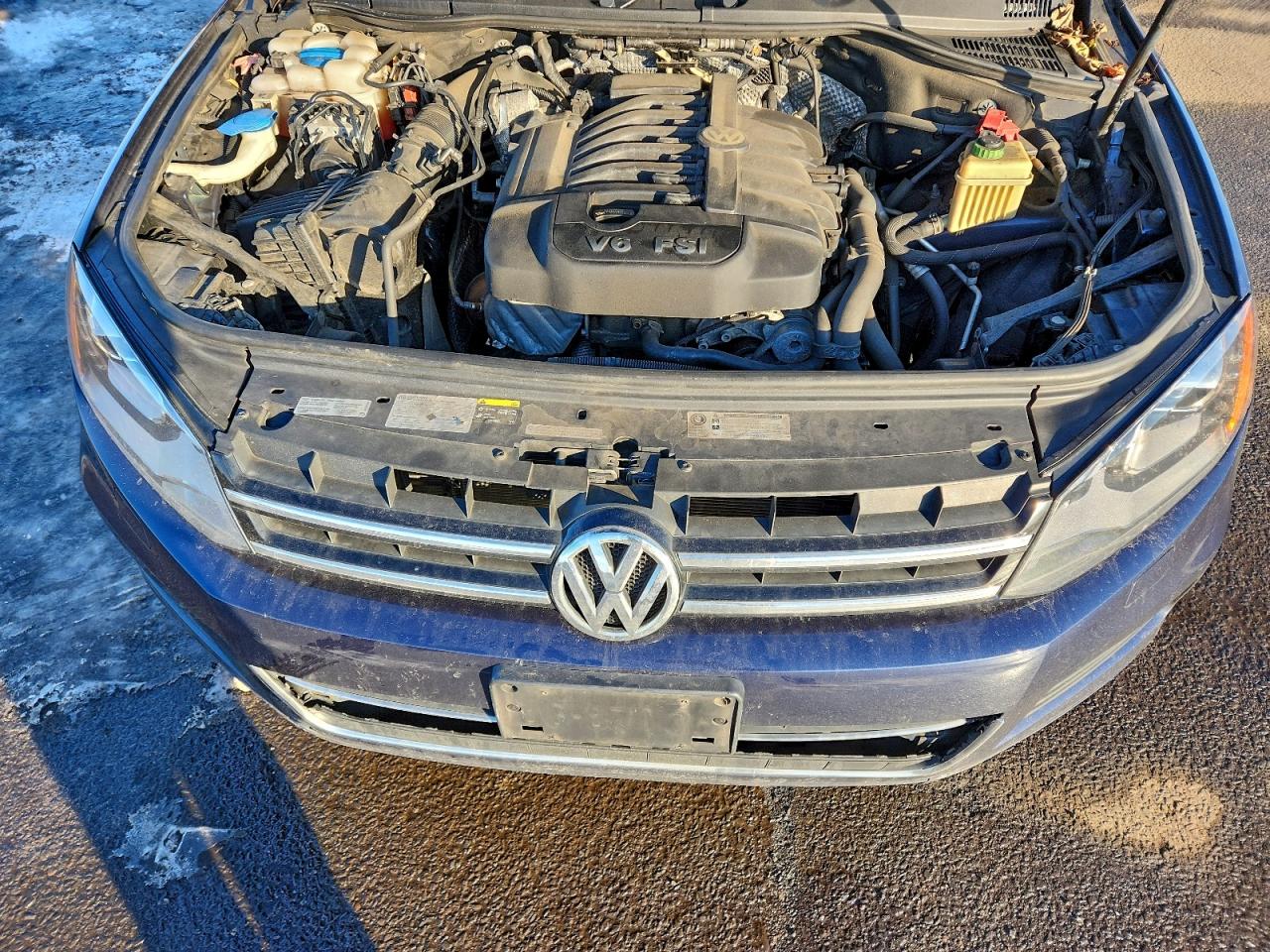2014 VOLKSWAGEN TOUAREG V6 photo 12