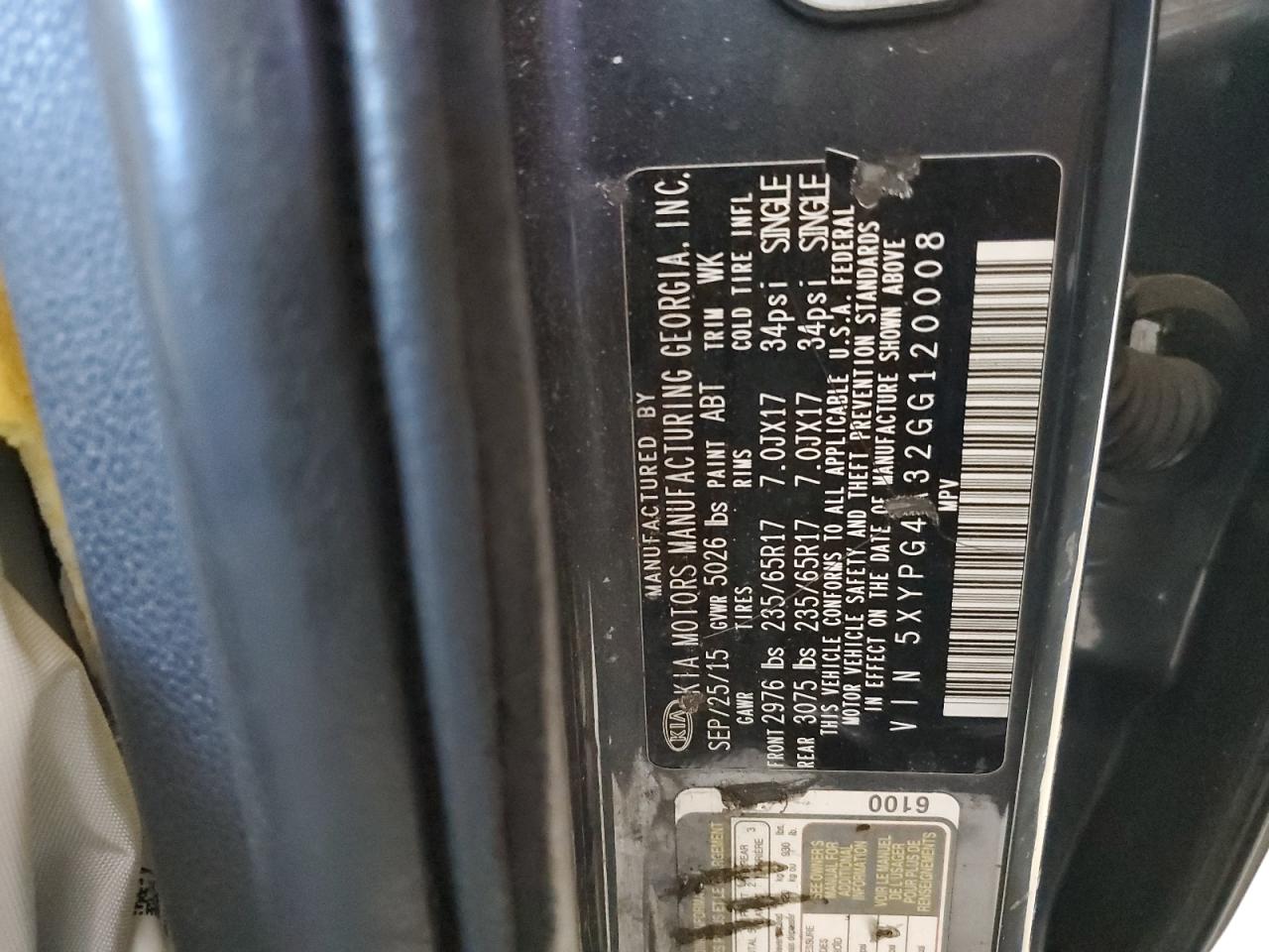 2016 KIA SORENTO LX photo 23