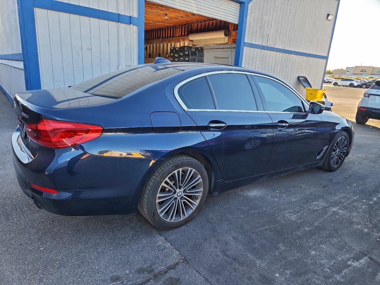 2017 BMW 530 I photo 5