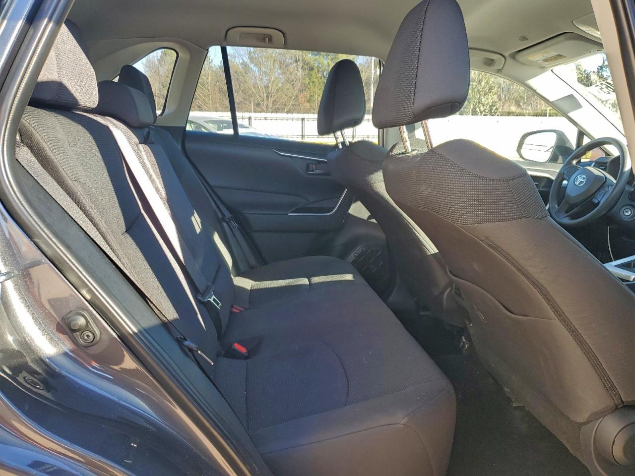 2025 TOYOTA RAV4 LE photo 21