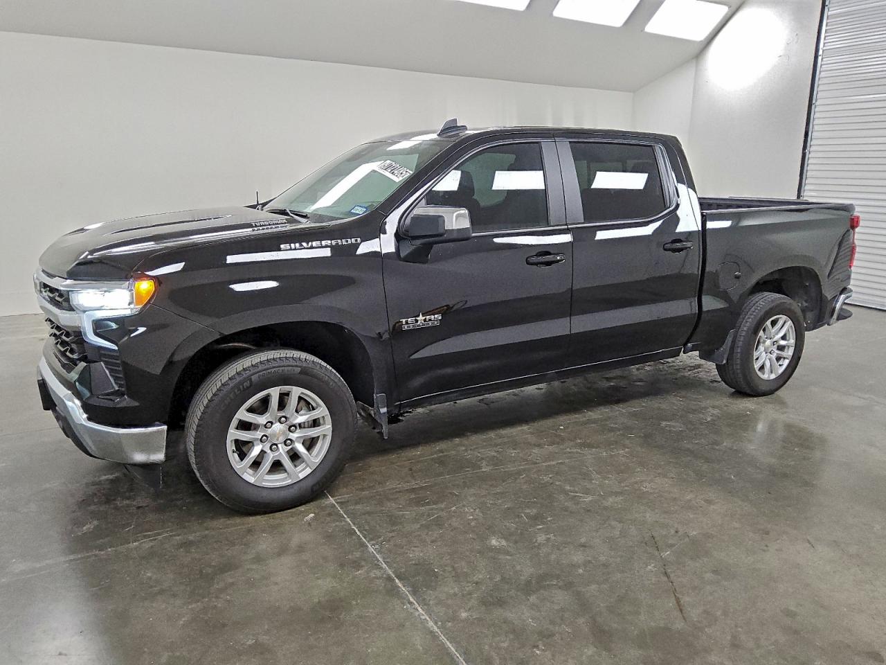 2025 CHEVROLET SILVERADO
