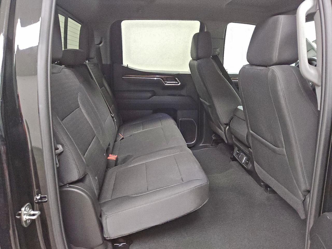 2025 CHEVROLET SILVERADO C1500 LT photo 19