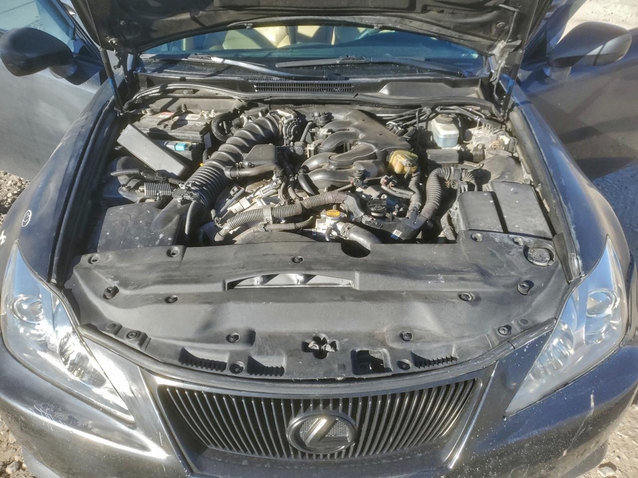 2006 LEXUS IS 250 photo 31