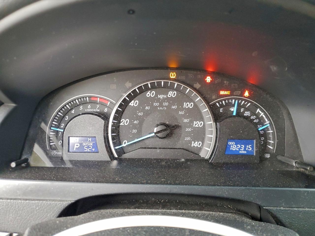 2015 TOYOTA CAMRY LE photo 9