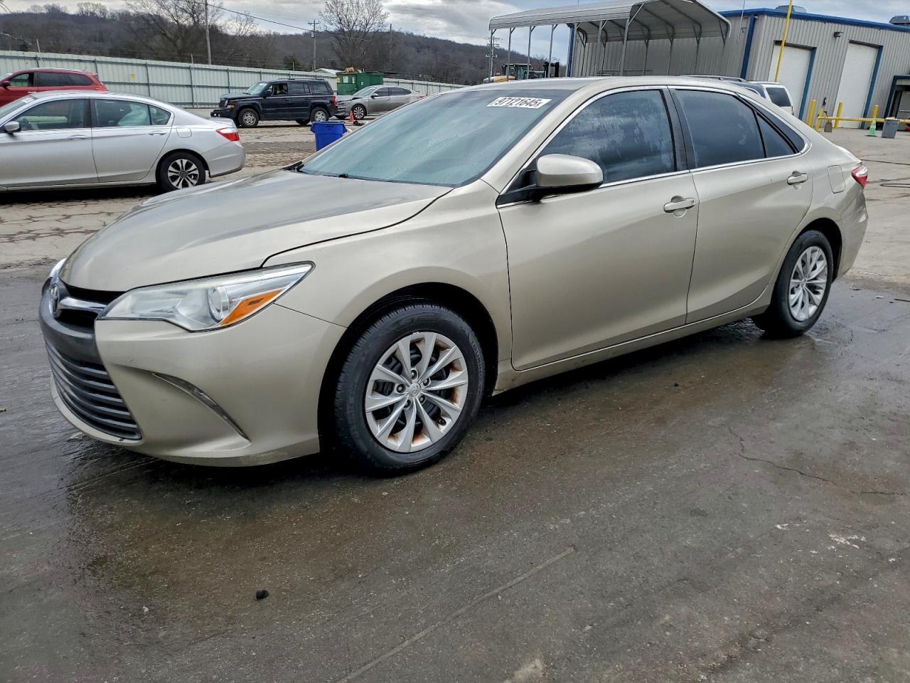 2015 TOYOTA CAMRY
