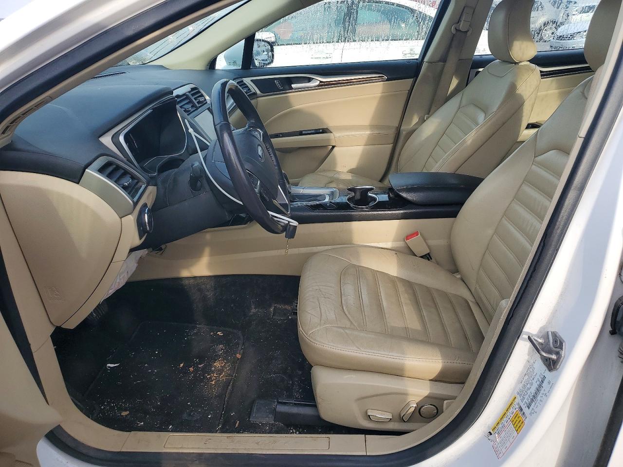 2016 FORD FUSION SE PHEV photo 13