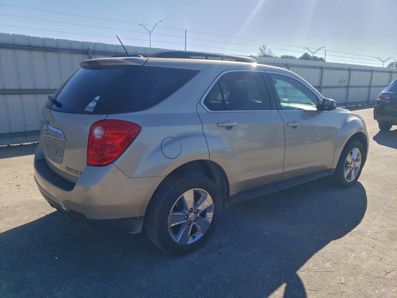 2015 CHEVROLET EQUINOX LT photo 5