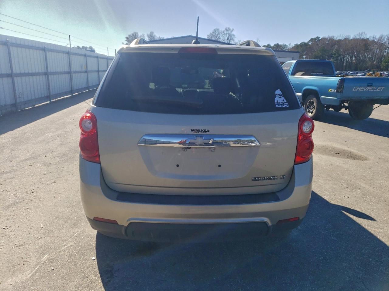 2015 CHEVROLET EQUINOX LT photo 11