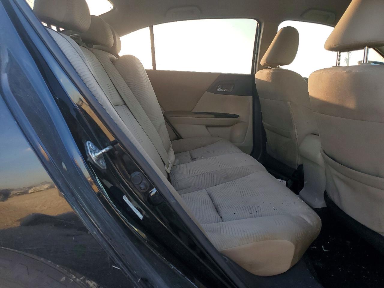 2014 HONDA ACCORD LX photo 19