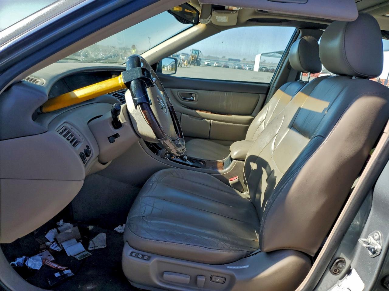 2003 TOYOTA AVALON XL photo 13
