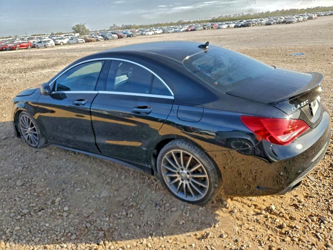 2016 MERCEDES-BENZ CLA 250 4MATIC photo 3
