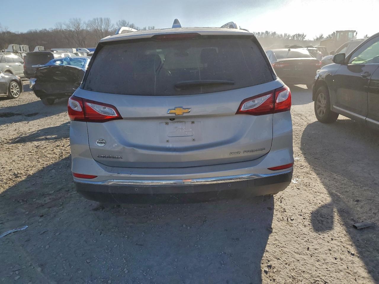 2020 CHEVROLET EQUINOX PREMIER photo 11