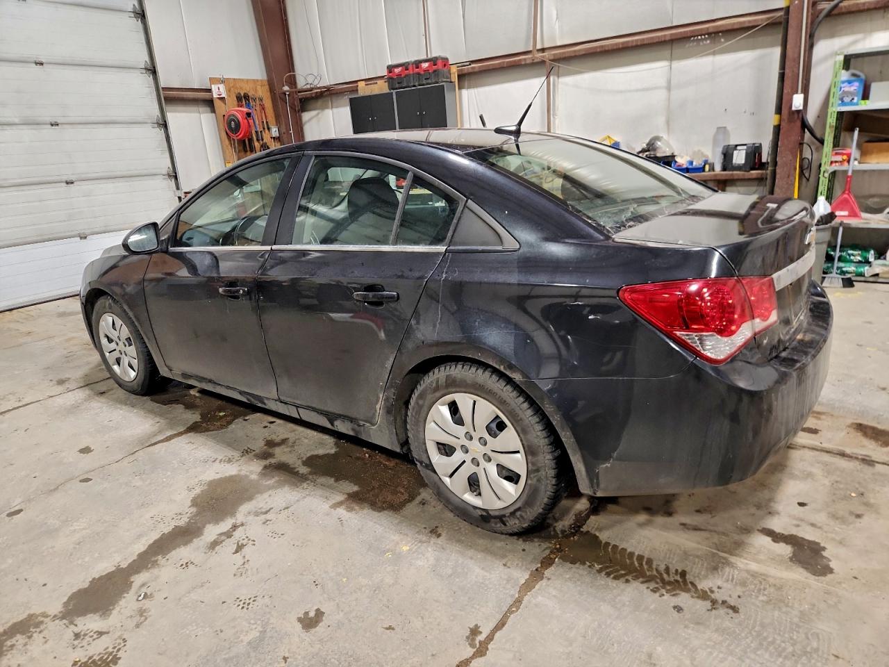 2013 CHEVROLET CRUZE LT photo 2