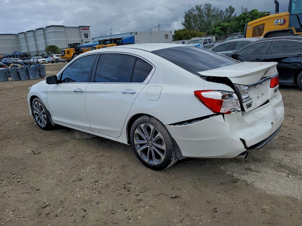 2015 HONDA ACCORD SPORT photo 3