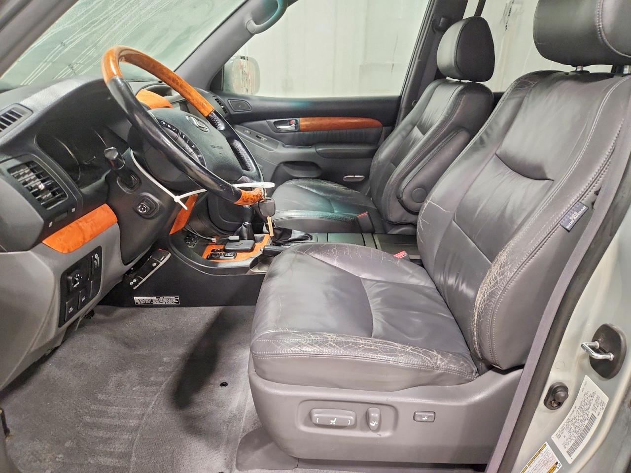 2004 LEXUS GX 470 photo 7
