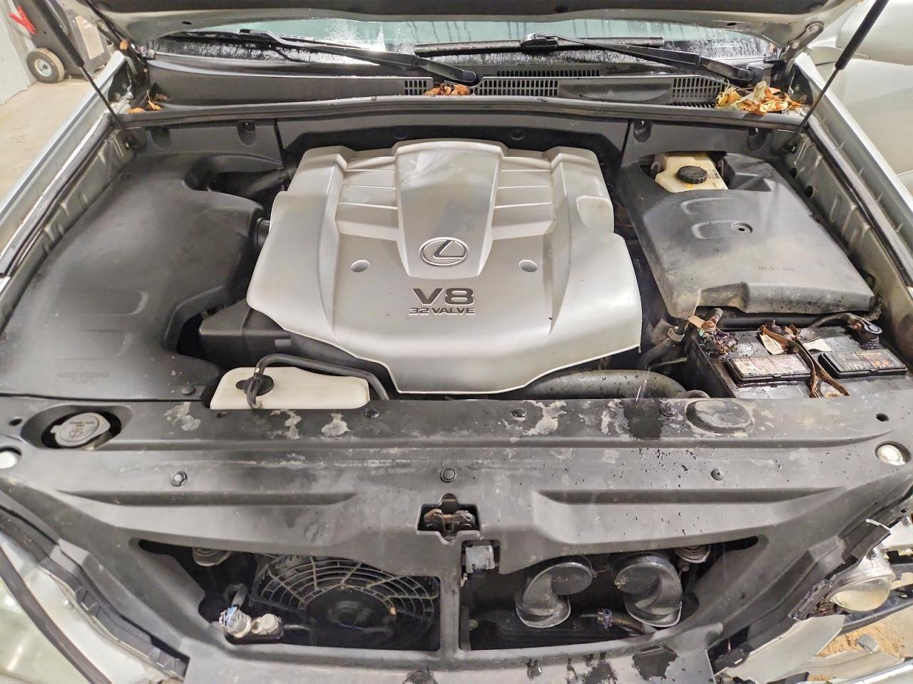 2004 LEXUS GX 470 photo 12