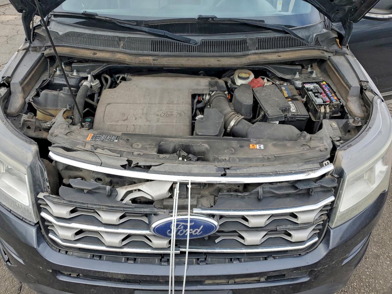 2017 FORD EXPLORER XLT photo 12