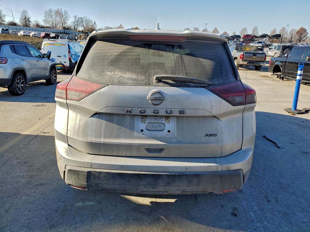 2025 NISSAN ROGUE SV photo 6