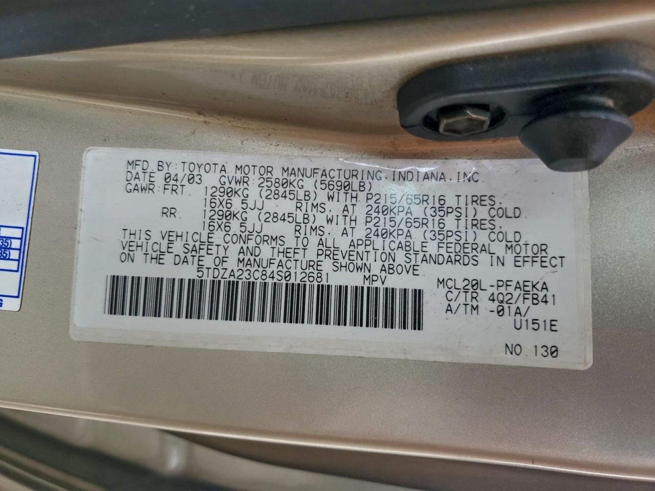 2004 TOYOTA SIENNA CE photo 14