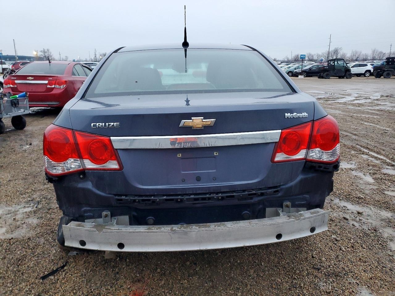 2014 CHEVROLET CRUZE LS photo 6