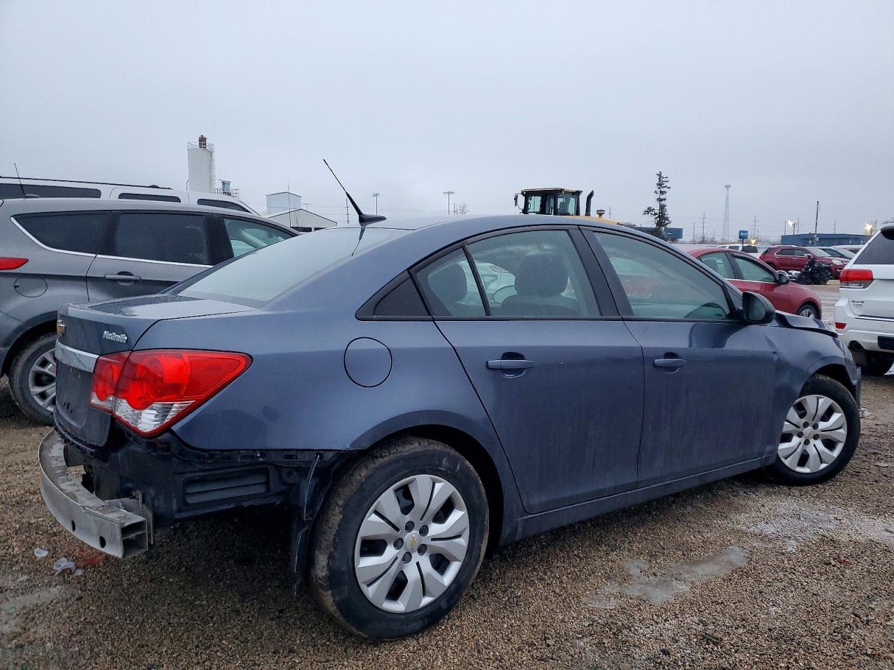 2014 CHEVROLET CRUZE LS photo 3